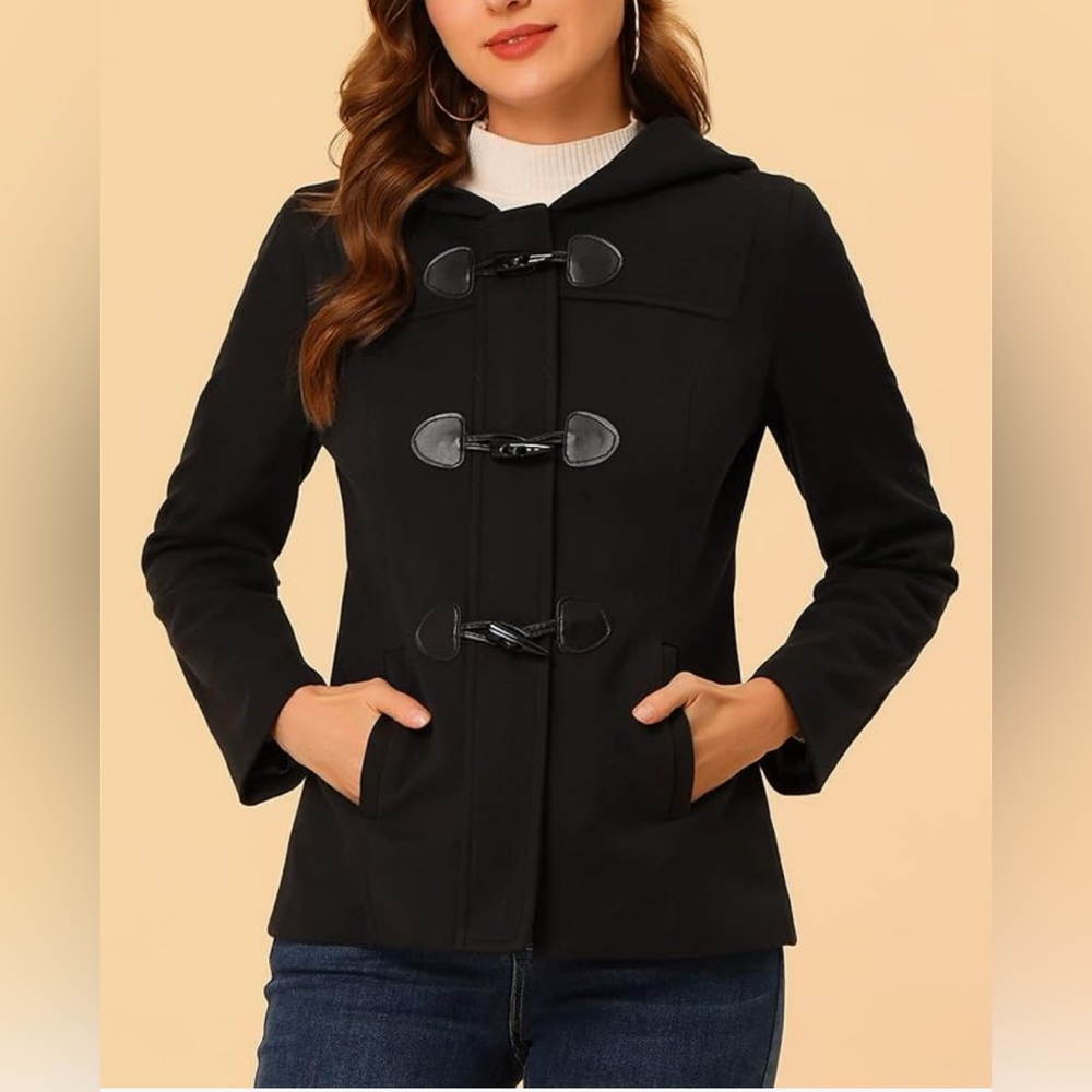 Duffle coat / pea coat w/zipper and toggle closures & faux leather trim. Black M